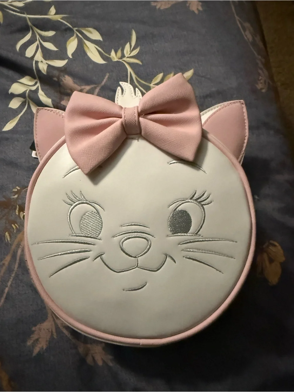 Loungefly Pink & White Cat Face Crossbody Bag with Bow